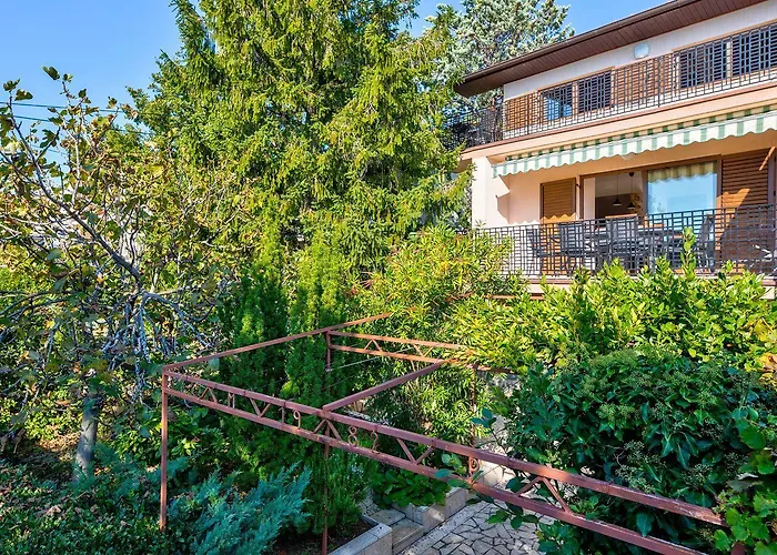 Bezauberndes Nur 150 Meter Zum Mit Meerblick, Grill, Wifi