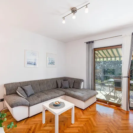 Bezauberndes Nur 150 Meter Zum Mit Meerblick, Grill, Wifi