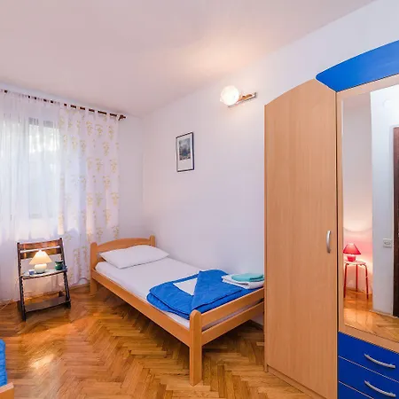 Apartment Bezauberndes Nur 150 Meter Zum Mit Meerblick, Grill, Wifi Selce