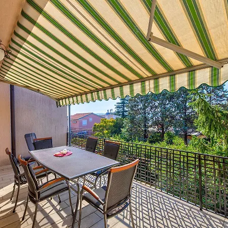 Bezauberndes Nur 150 Meter Zum Mit Meerblick, Grill, Wifi Apartment