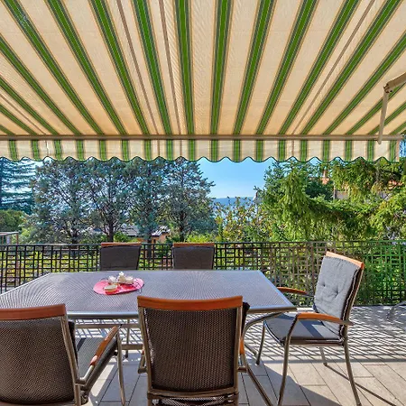 Bezauberndes Nur 150 Meter Zum Mit Meerblick, Grill, Wifi Selce