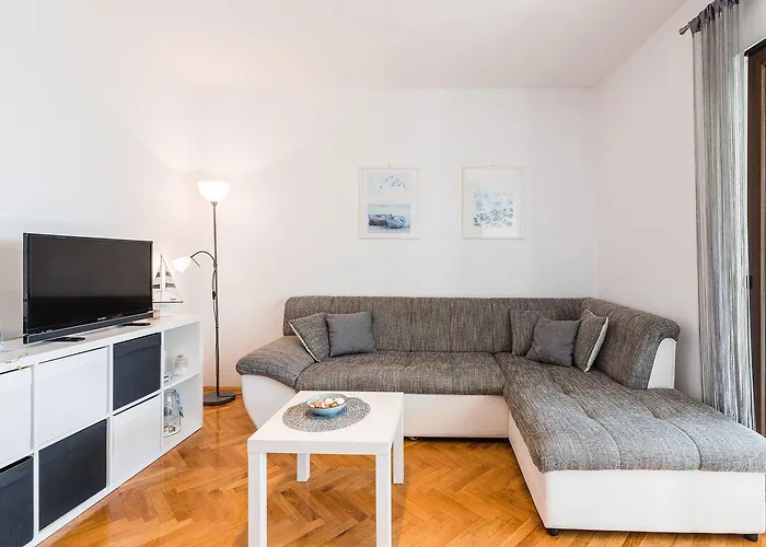 Bezauberndes Nur 150 Meter Zum Mit Meerblick, Grill, Wifi Appartamento